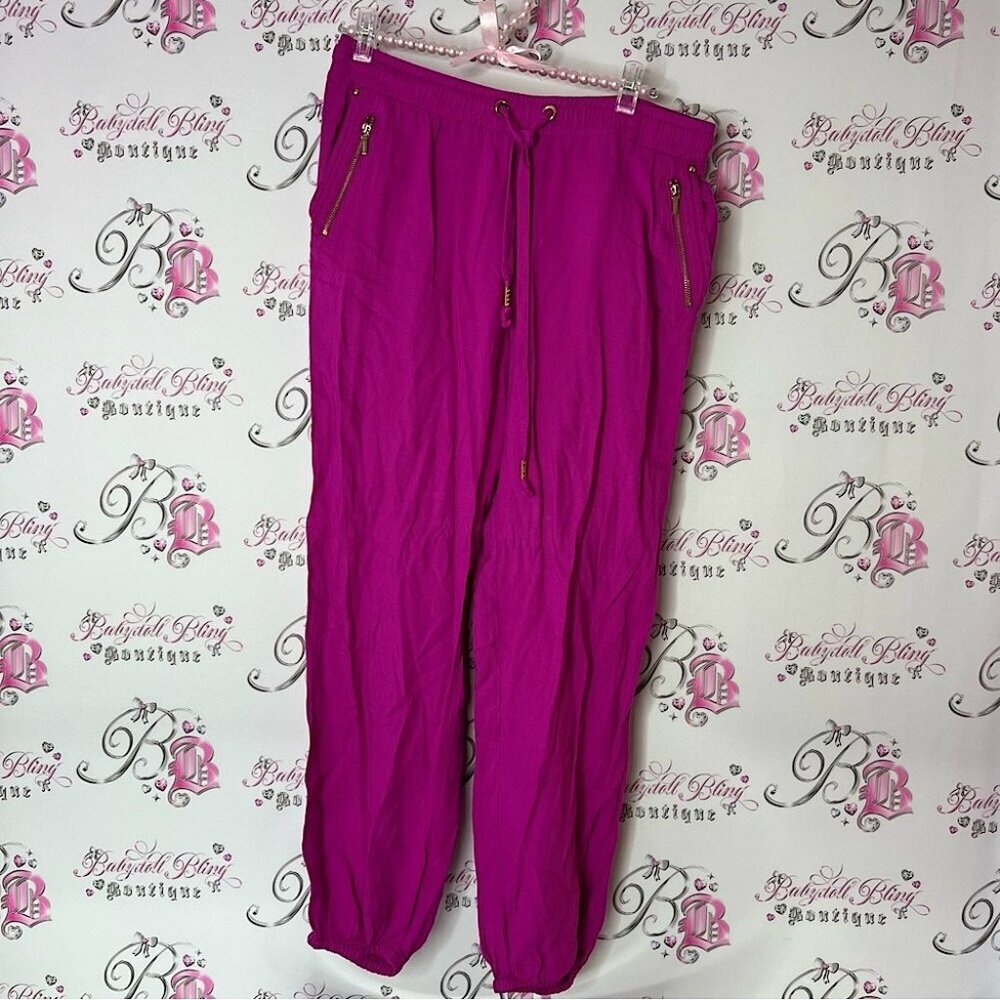 Bebe Pink jogger Pants pink gold details zipper pockets Elastic Cuffs